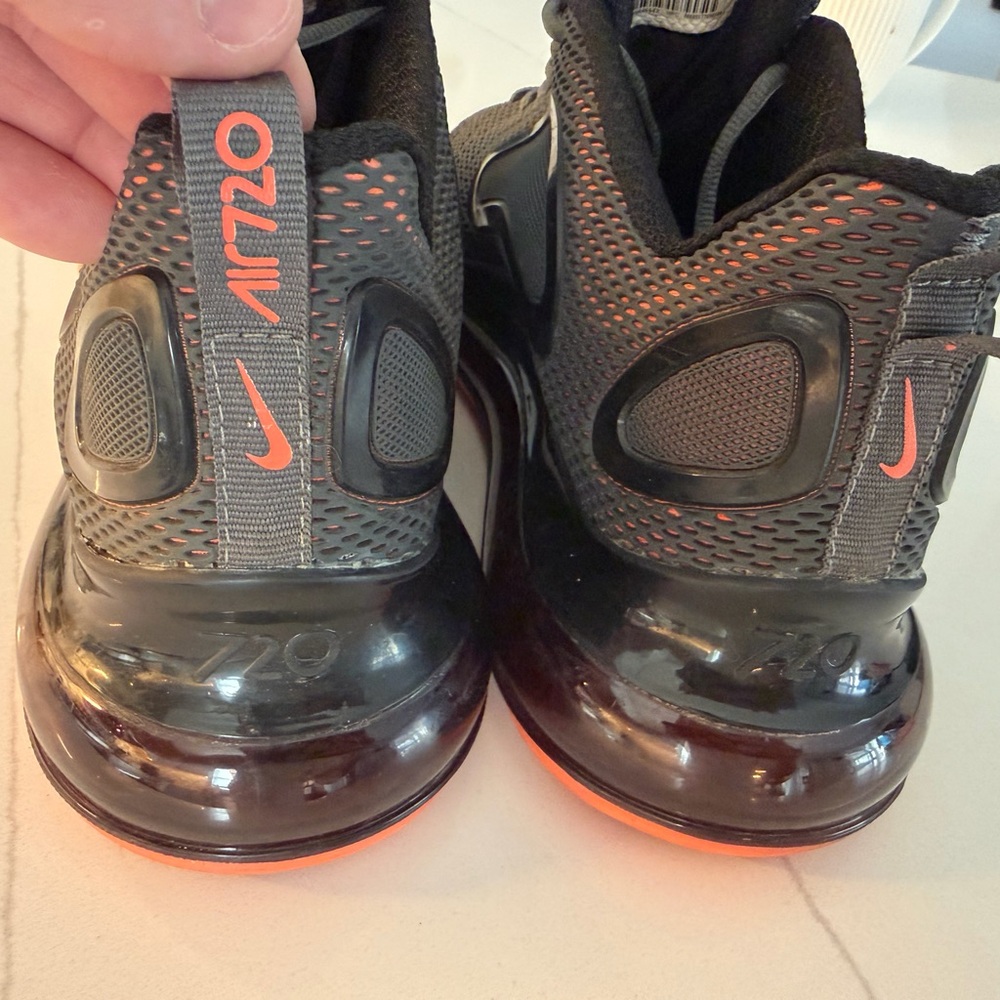 Nike AirMax 720 Orange and Black - Picture 4 of 8